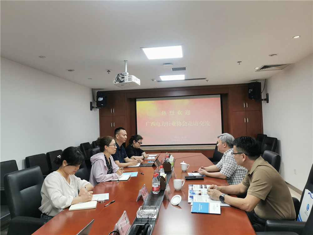 毛琥博-微信图片_20240529171322.jpg